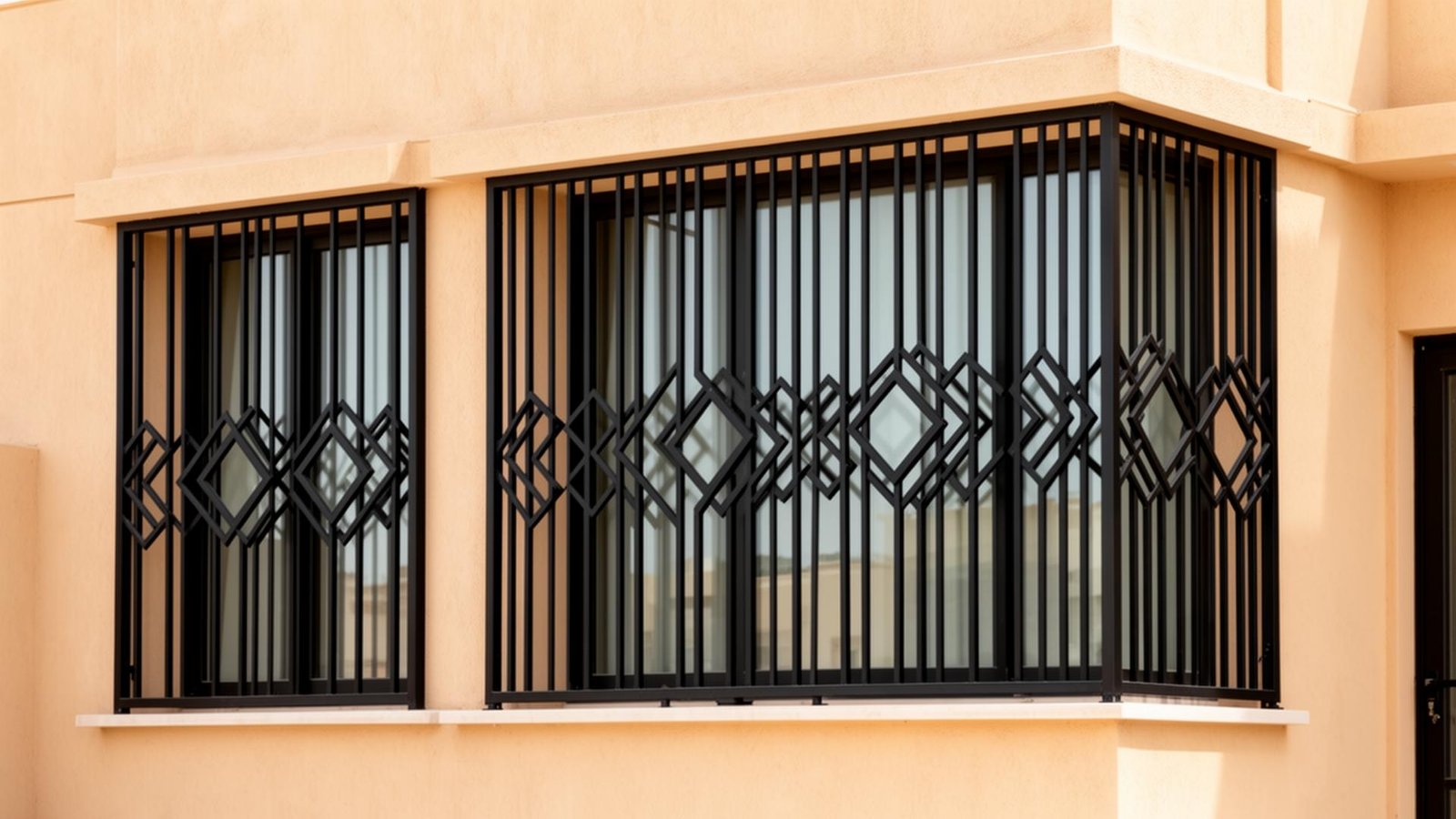 شبابيك حديد حماية بتصاميم عصرية